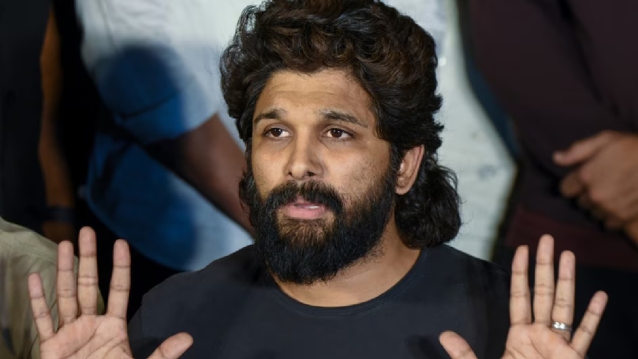 Allu Arjun: हैदराबाद पुलिस के सामने एक्टर अल्लू अर्जून की पेशी, भगदड़ मामले में पूछताछ