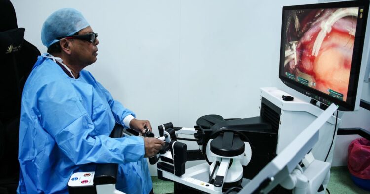 made-in-india-surgical-robot-creates-history-by-performing-100-successful-cardiac-surgeries