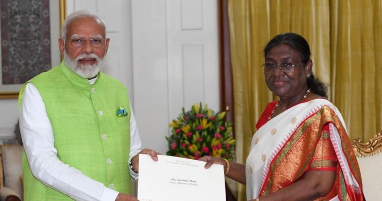 narendra-modi-resigns-from-the-post-of-pm-submits-resignation-letter-to-president-draupadi-murmu