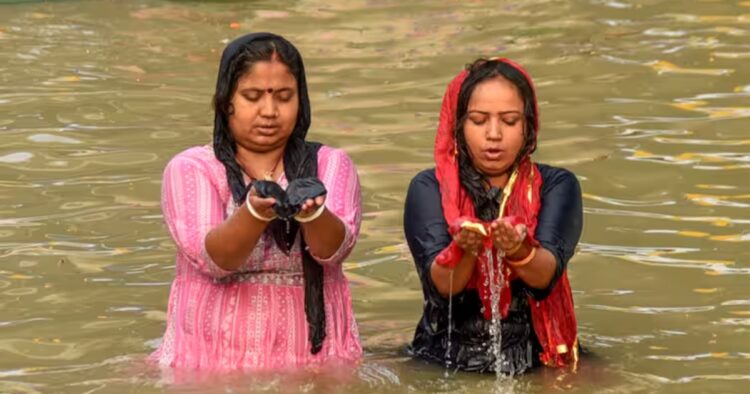 दिल्ली हाई कोर्ट ने यमुना किनारे छठ पूजा की इजाजत नहीं दी