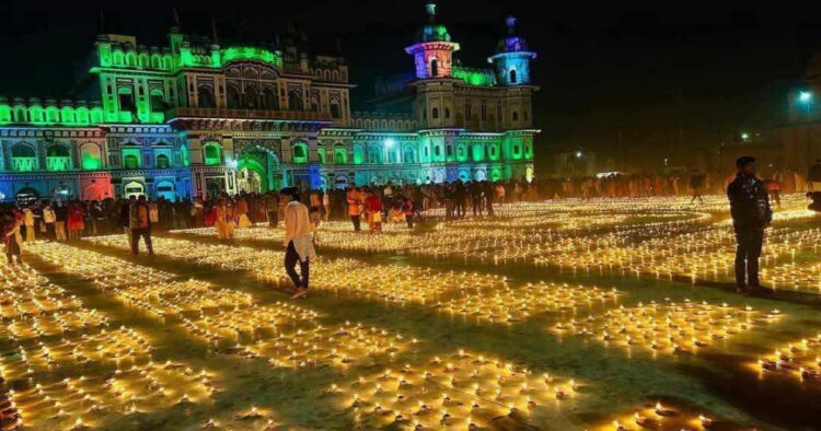 जनकपुरधाम में सवा लाख दीप प्रज्ज्वलित