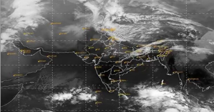 दिल्ली समेत उत्तर भारत में घने  कोहरे का अलर्ट