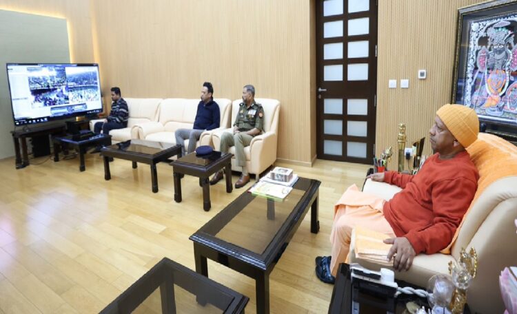 CM Yogi At Control Room