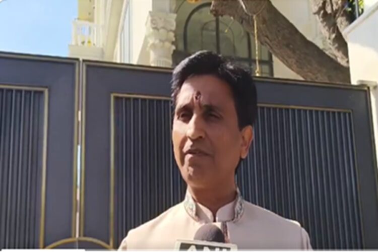 Dr. Kumar Vishwas