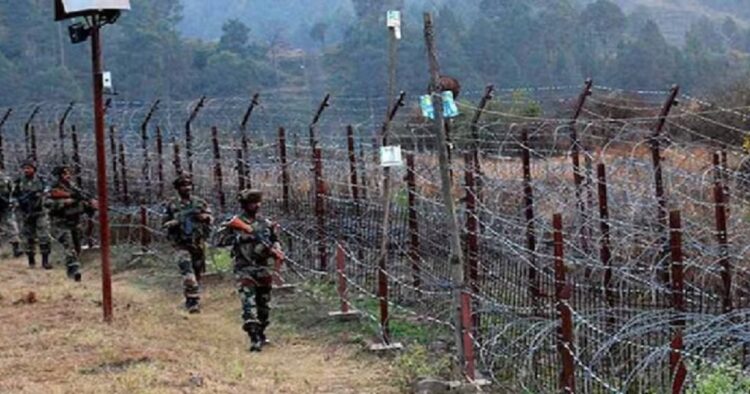 पाकिस्तान ने सीमा पर तोड़ा सीज फायर उल्लंघन